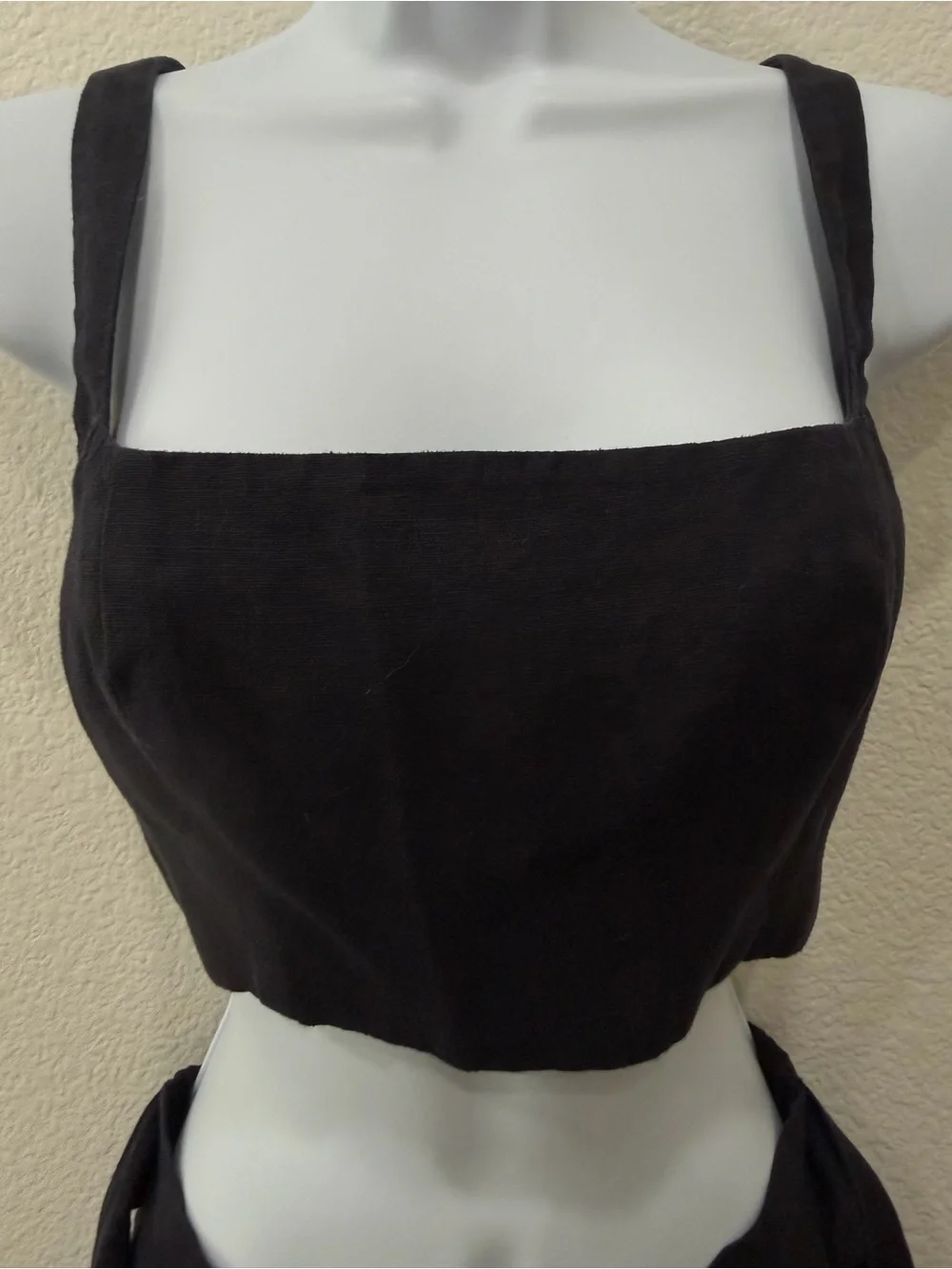 REFORMATION- Black Two-Piece Skirt & Crop Top Set/ linen fabric